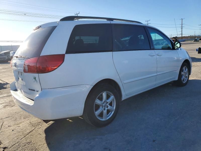 2009 Toyota Sienna ce