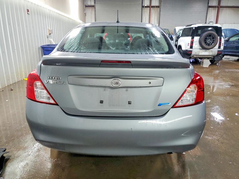 2014 Nissan Versa s
