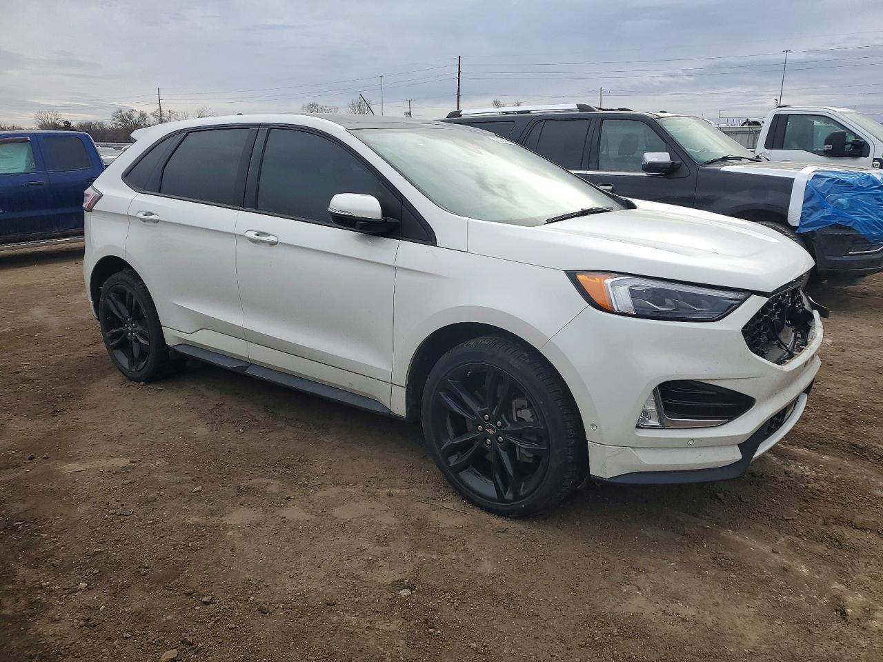 2022 Ford Edge st