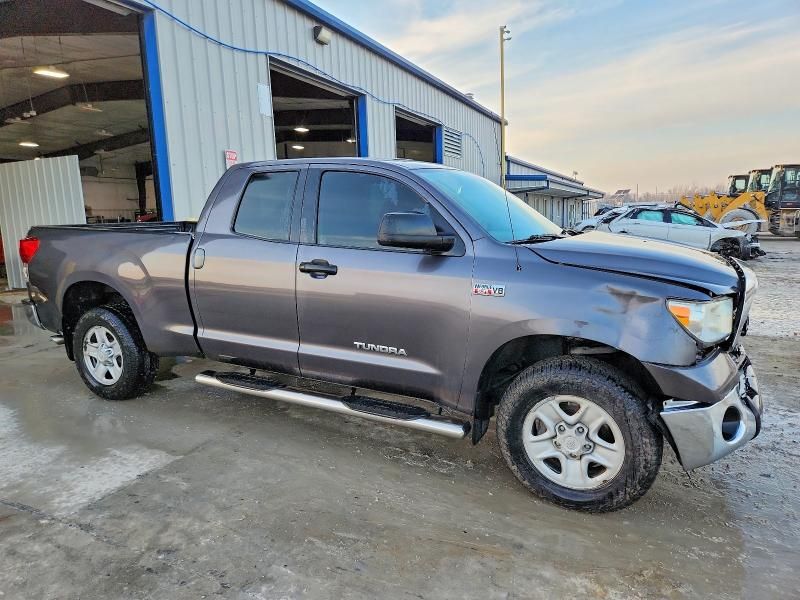 2011 Toyota Tundra Double cab SR5