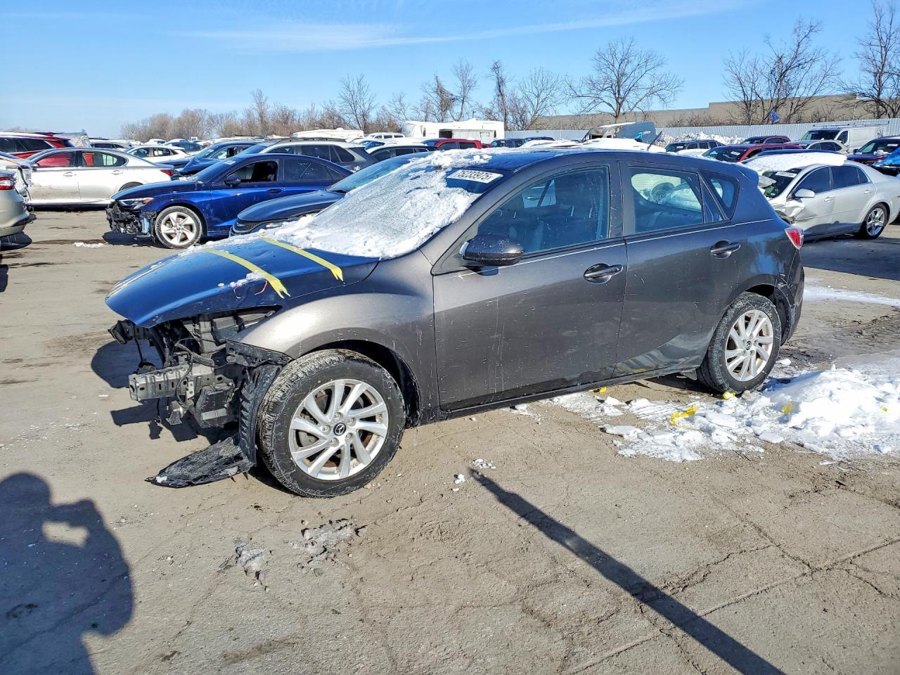 2013 Mazda 3 I