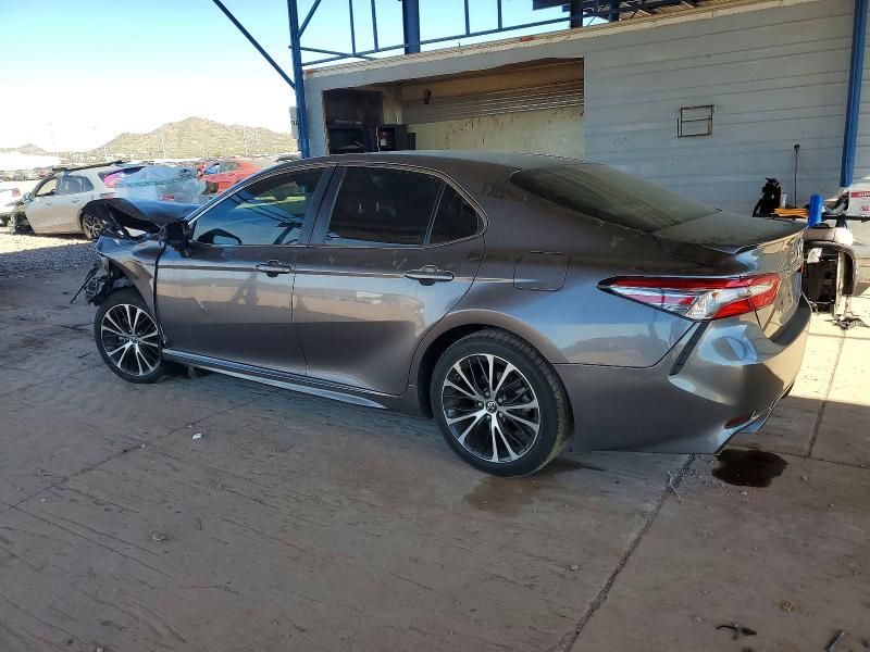 2018 Toyota Camry se