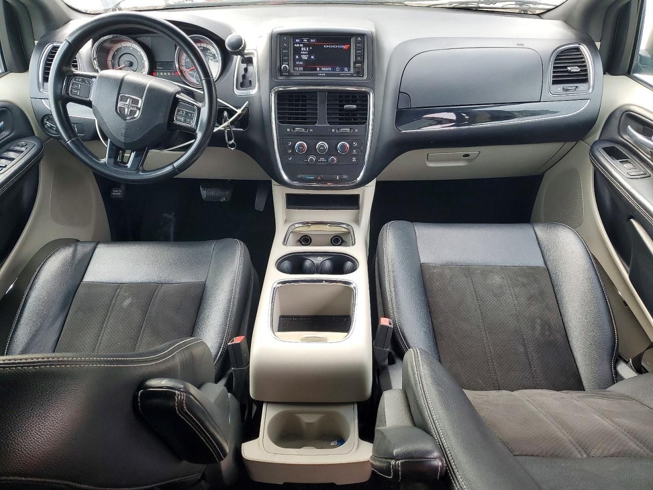 2020 Dodge Grand Caravan sxt