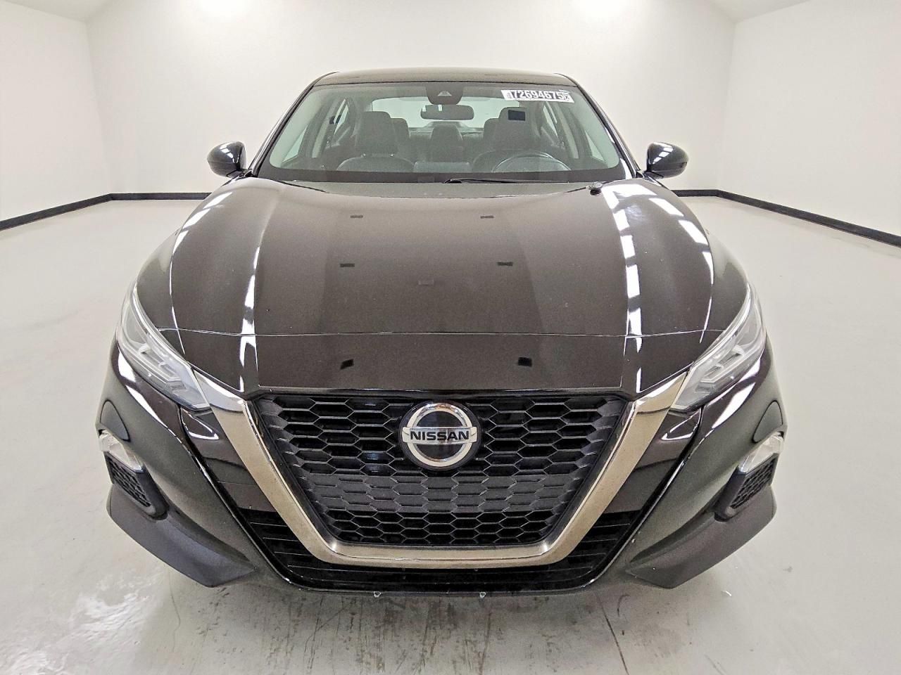 2022 Nissan Altima sr