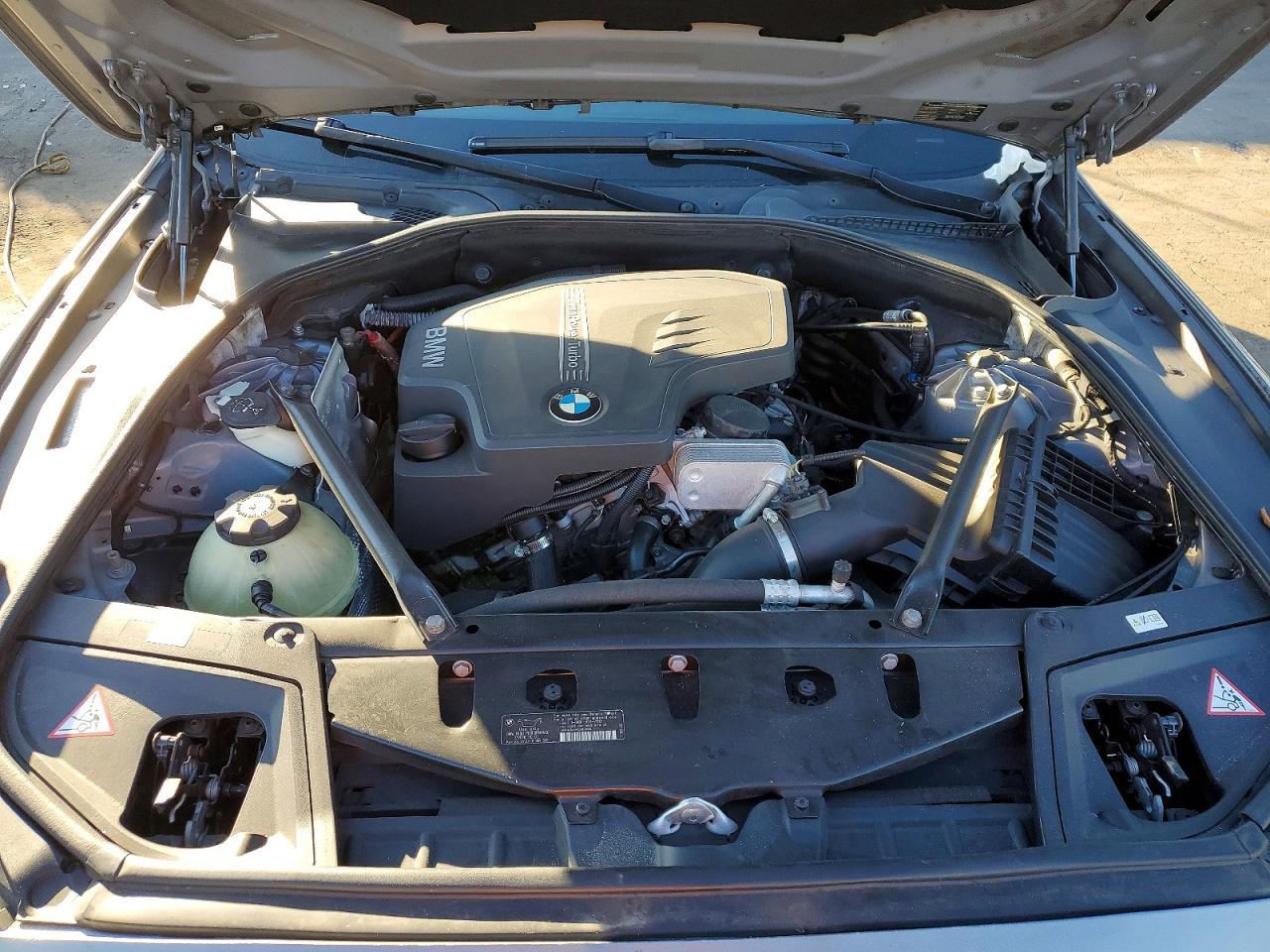 2013 BMW 528 i