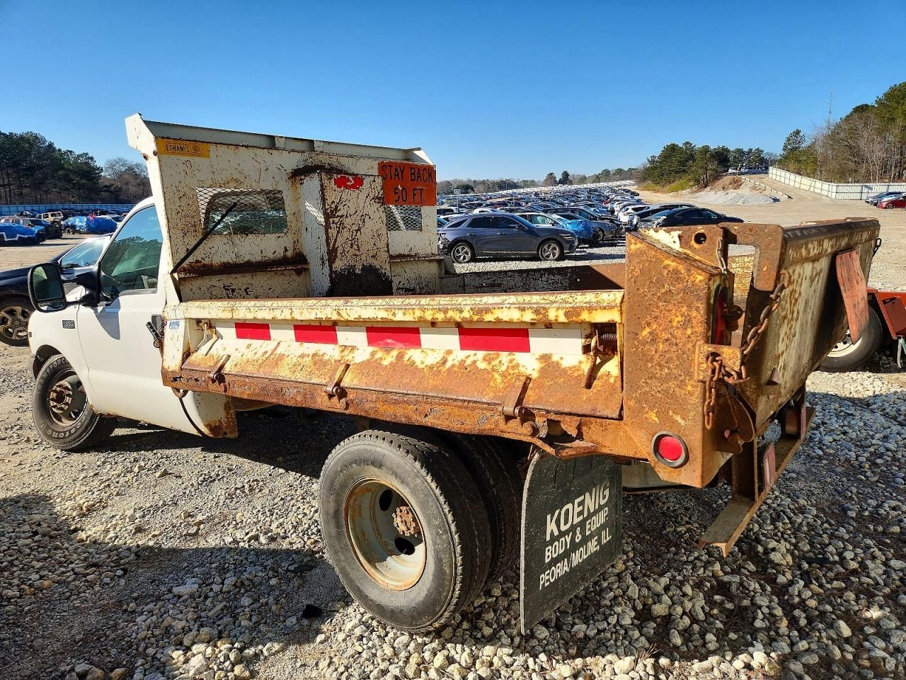 2001 Ford F350 Super Duty Dump Truck