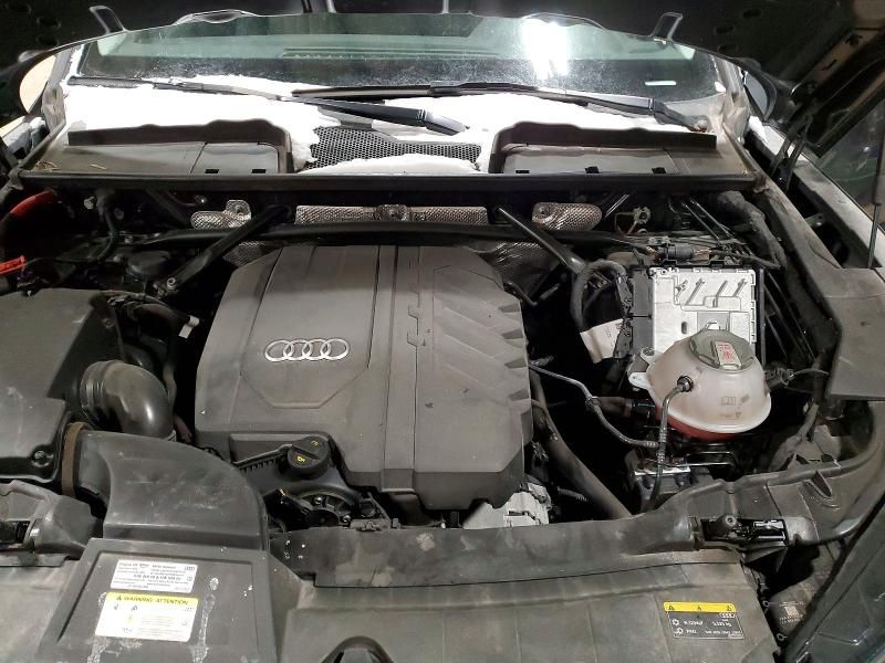 2022 Audi Q5 Premium Plus 45