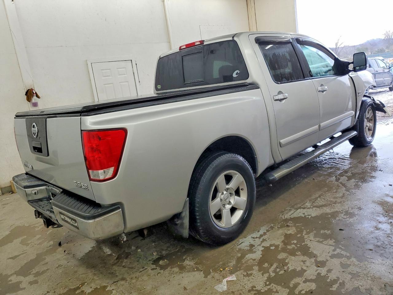 2004 Nissan Titan XE