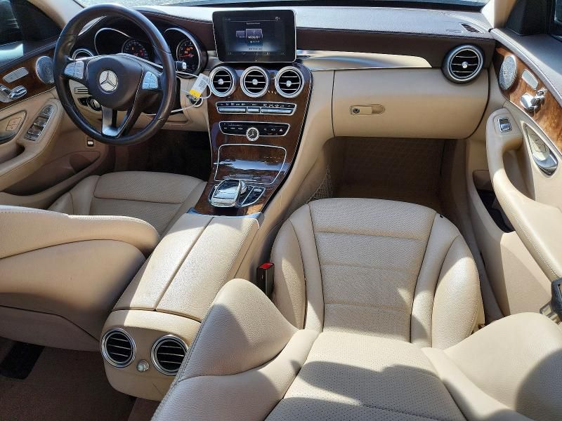 2015 Mercedes-Benz C300