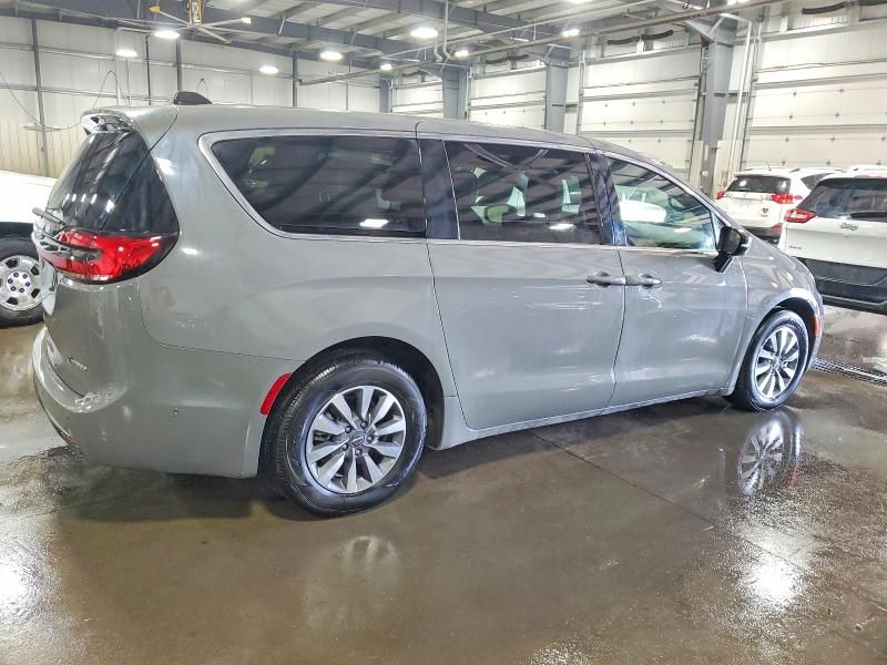 2025 Chrysler Pacifica Hybrid Select