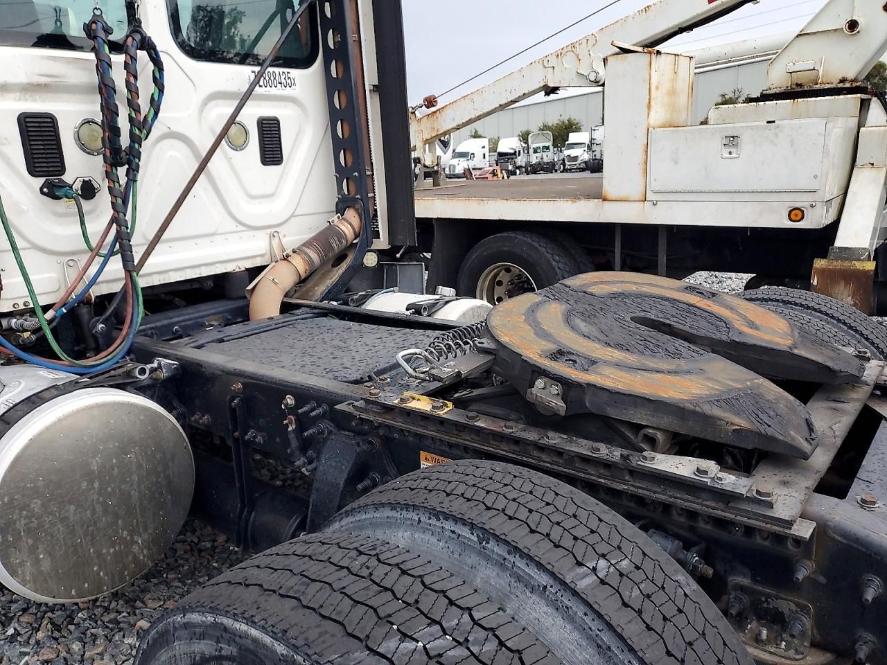 2016 Freightliner Cascadia 125 Semi Truck