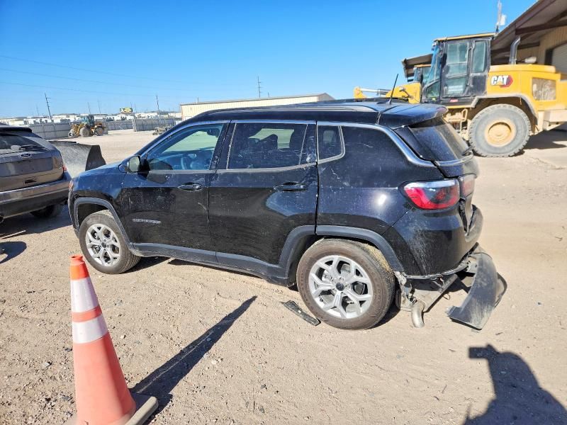 2025 Jeep Compass Latitude