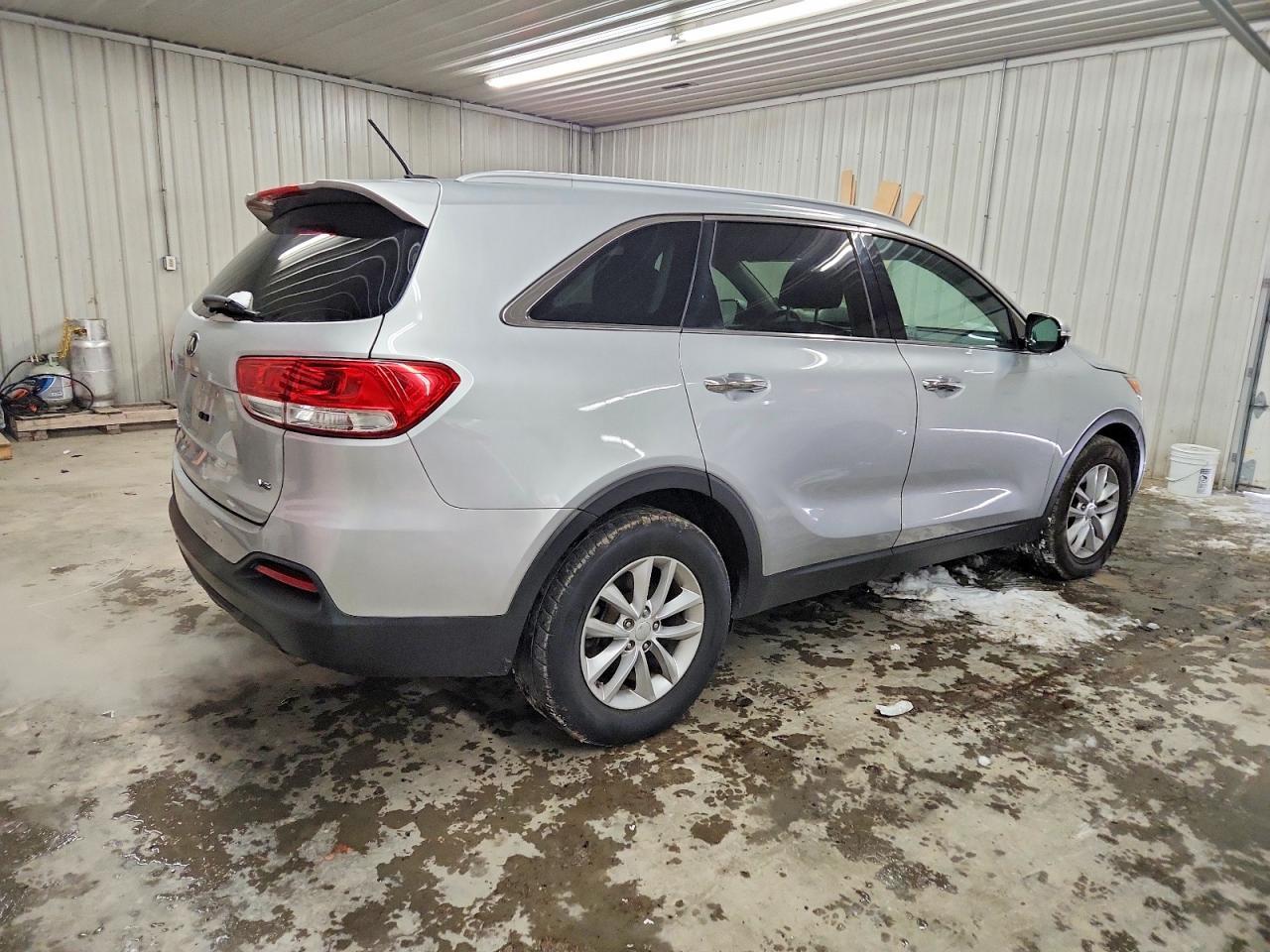 2018 KIA Sorento lx