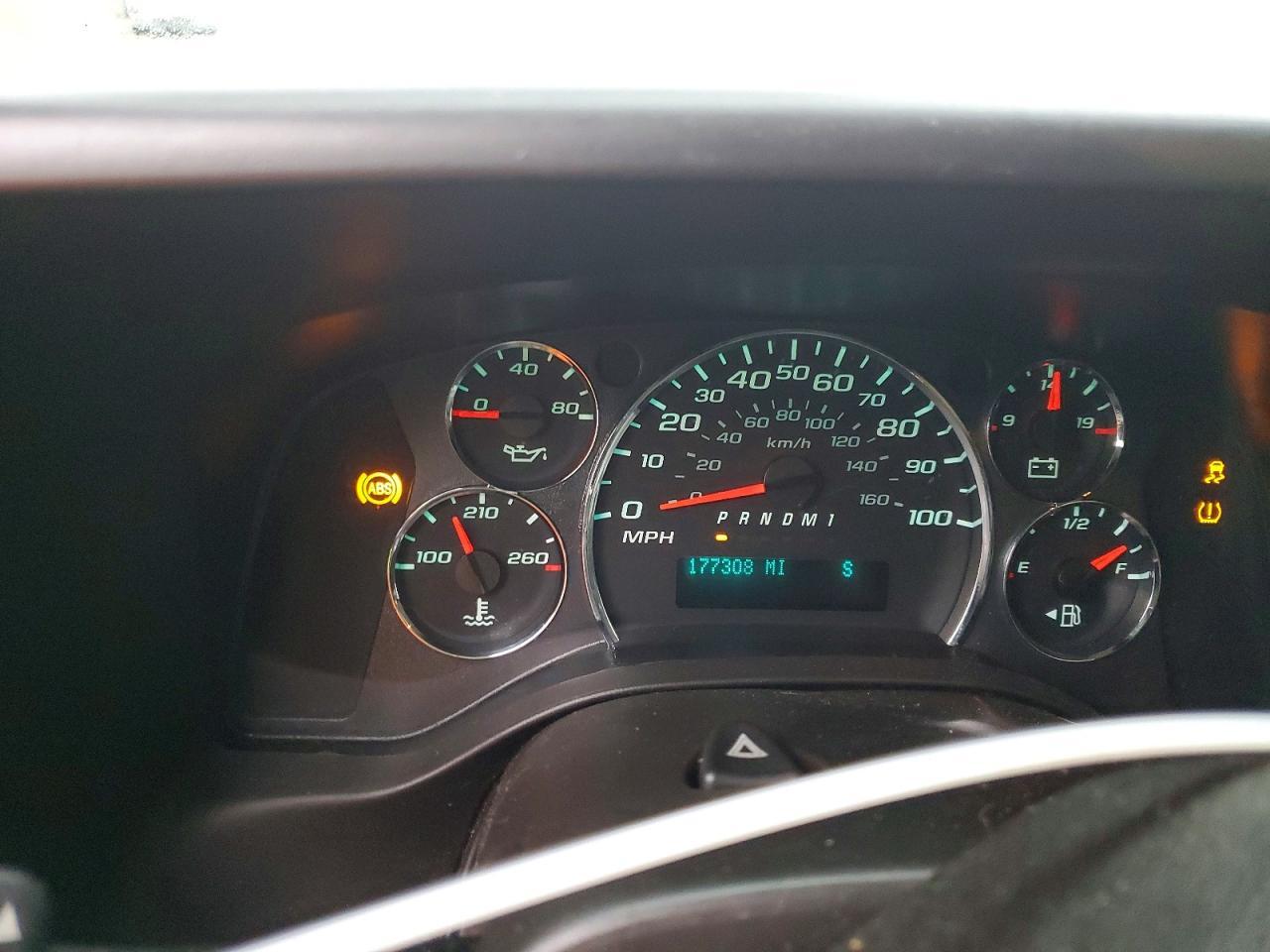 2013 GMC Savana G2500 ls