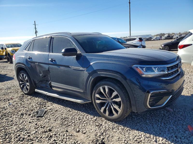 2022 Volkswagen Atlas Cross Sport sel Premium R-line