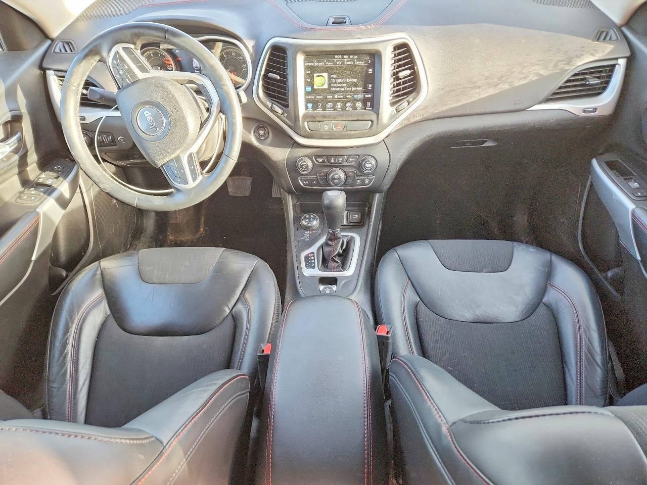 2018 Jeep Cherokee Trailhawk