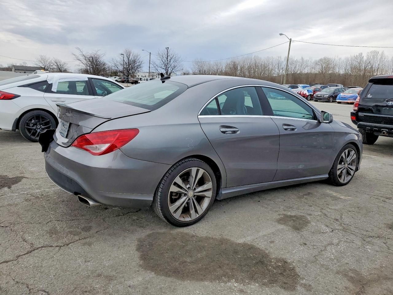 2015 Mercedes-Benz Cla 250