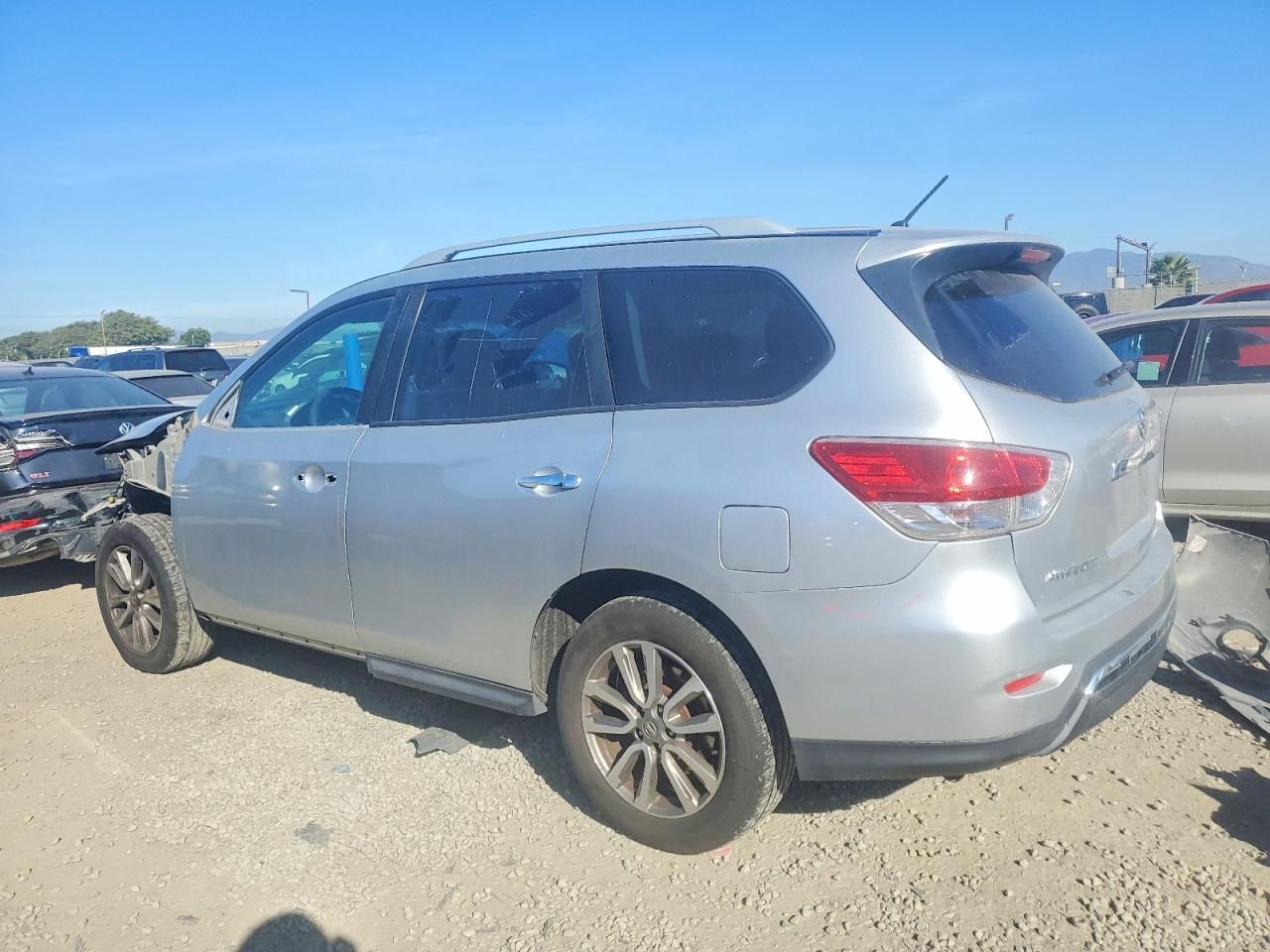 2015 Nissan Pathfinder s