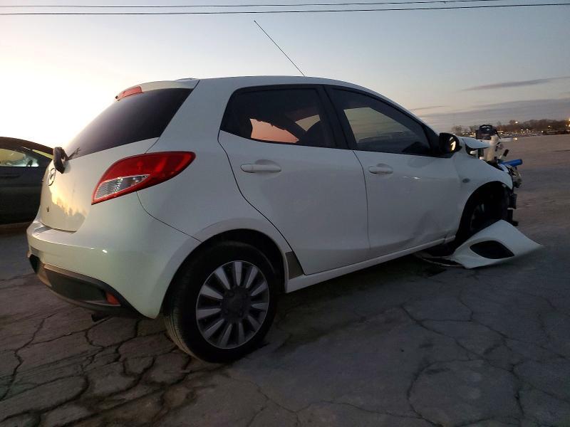 2014 Mazda 2 Sport