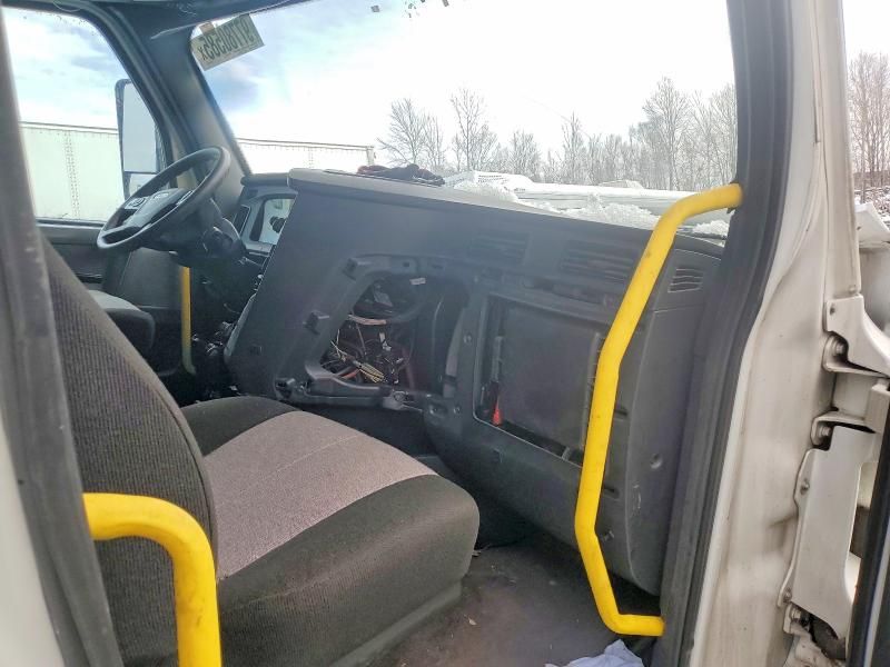 2021 Freightliner Cascadia 126 Semi Truck