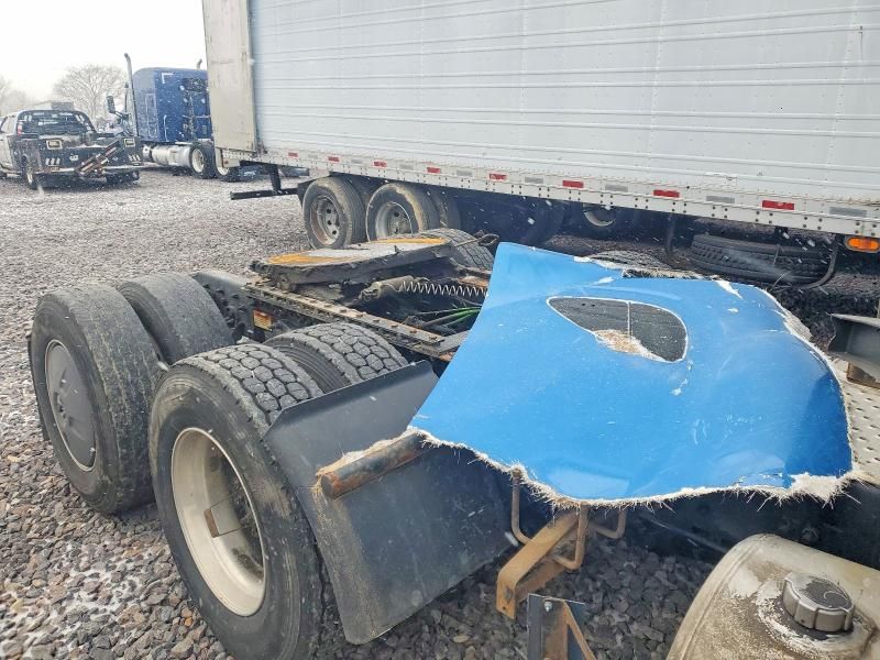 2019 Freightliner Cascadia 126 Semi Truck