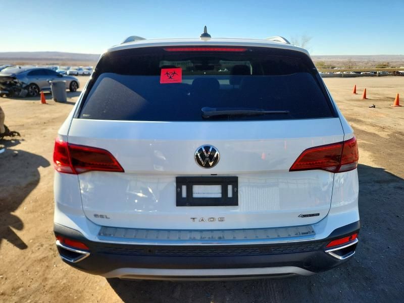 2024 Volkswagen Taos sel
