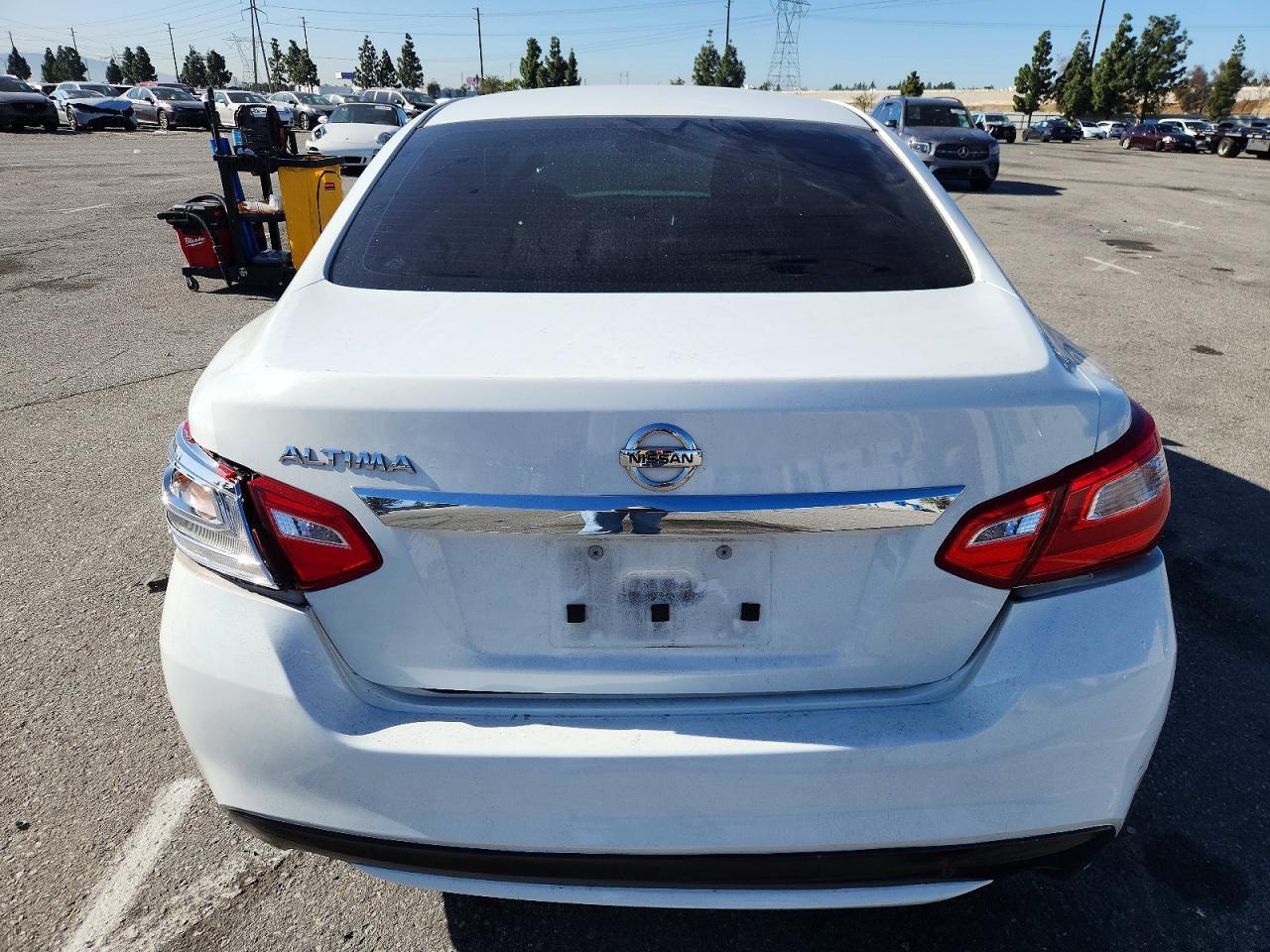 2017 Niss Altima 2.5 s