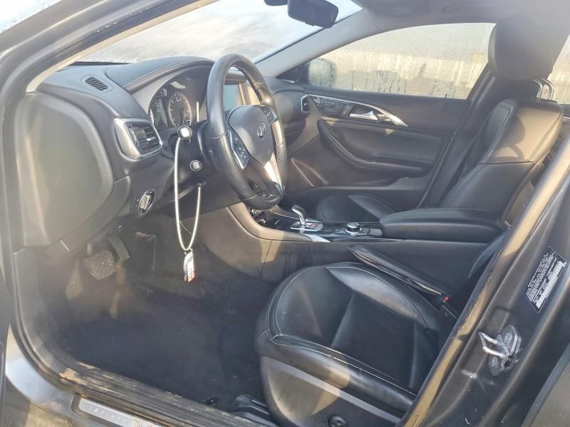 2018 Infinity Qx30 Essential