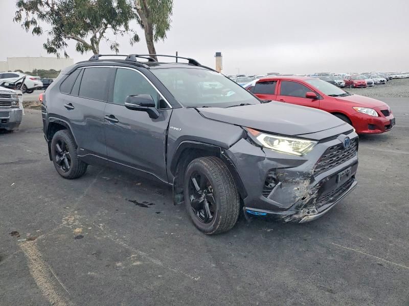 2020 Toyota Rav4 xse