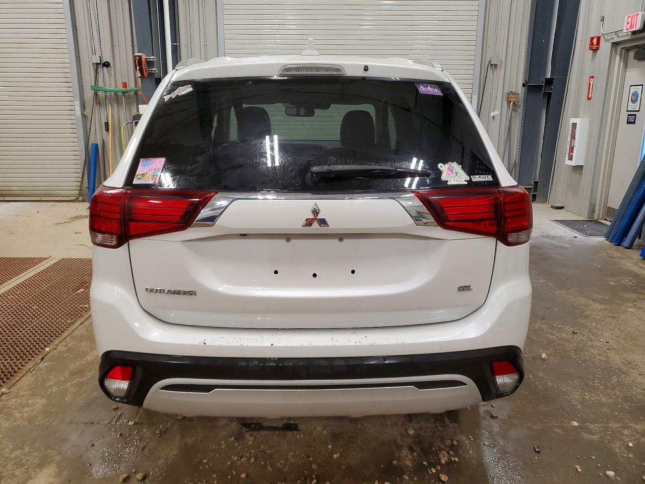 2020 Mitsubishi Outlander se