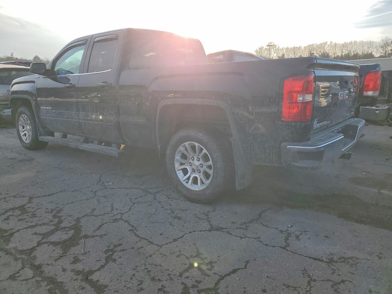 2019 GMC Sierra Limited K1500 sle
