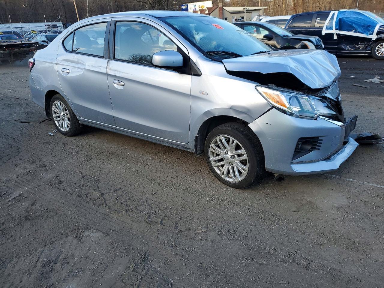 2023 Mitsubishi Mirage G4 es