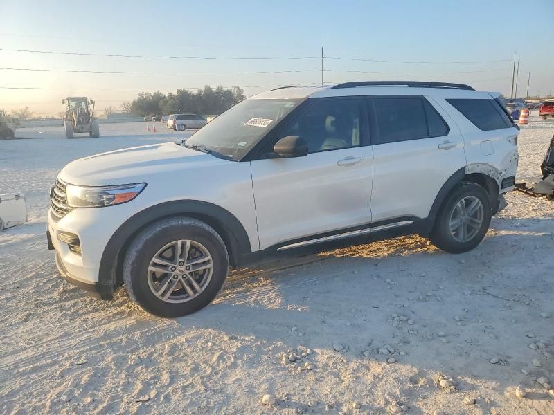 2023 Ford Explorer xlt