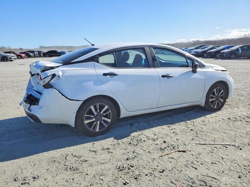 2025 Nissan Versa s