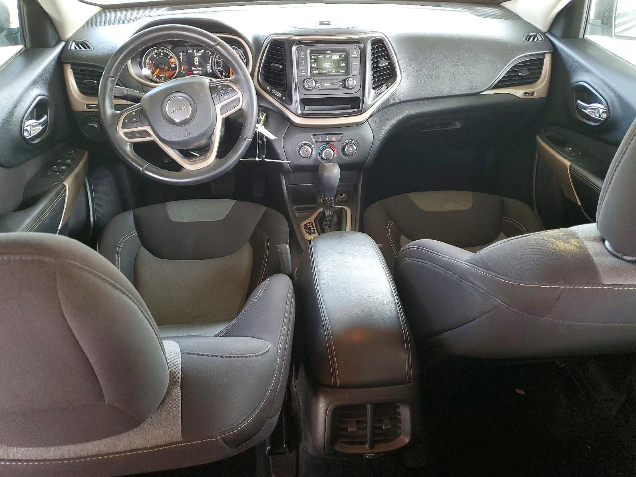 2017 Jeep Cherokee Sport