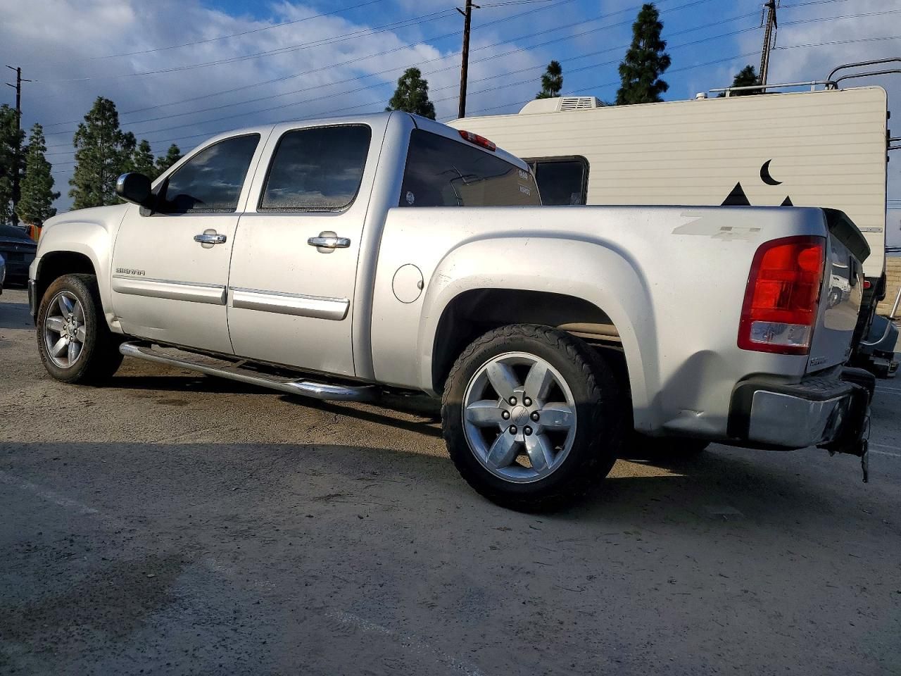 2013 GMC Sierra K1500 sle
