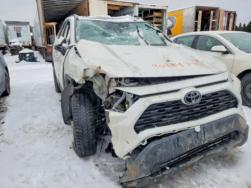 2022 Toyota Rav4 xle