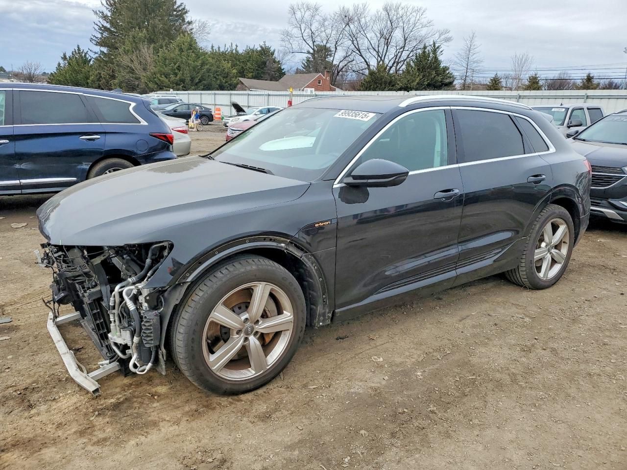 2019 Audi E-tron Premium Plus