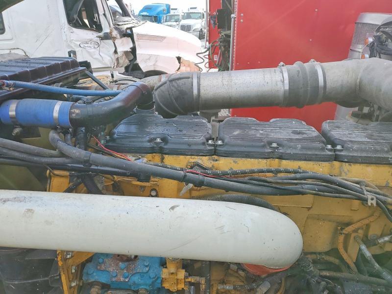 2000 Peterbilt 379 Semi Truck