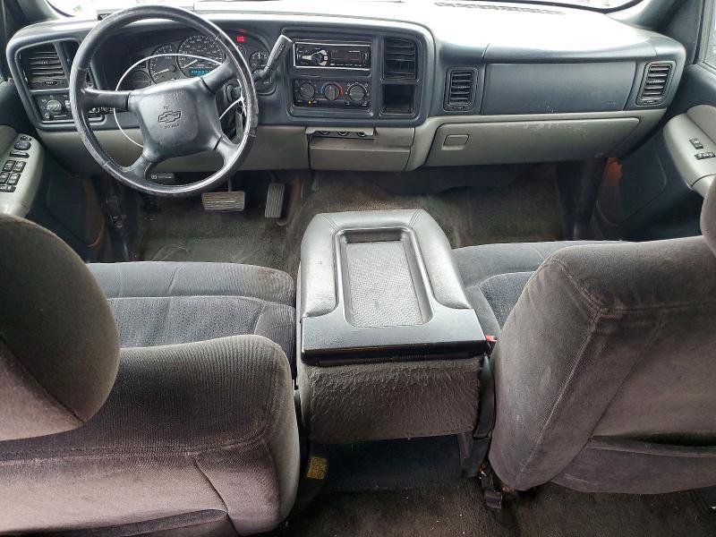 2002 Chevrolet Suburban C1500