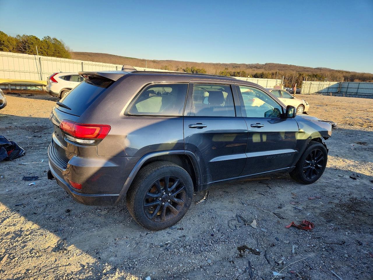 2020 Jeep Grand Cherokee Laredo