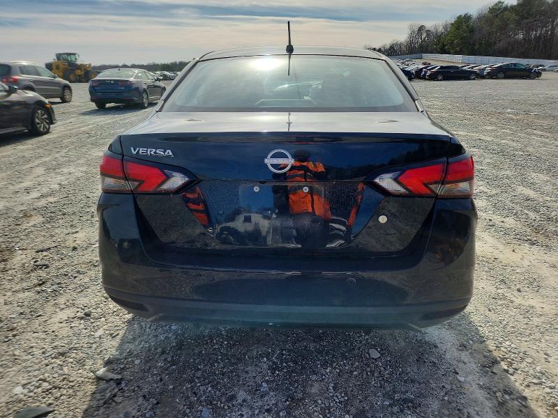 2025 Nissan Versa s
