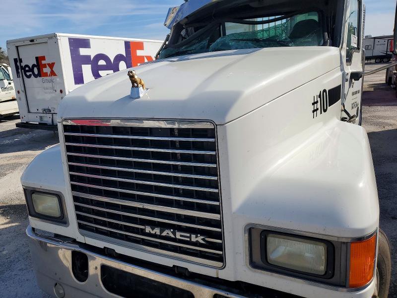 2018 Mack 600 CHU600