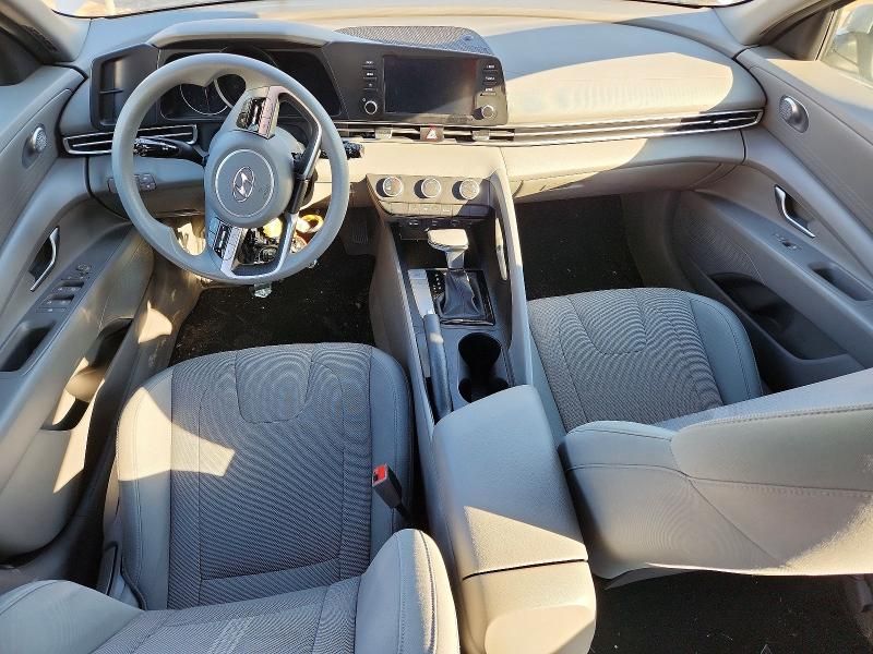 2021 Hyundai Elantra se