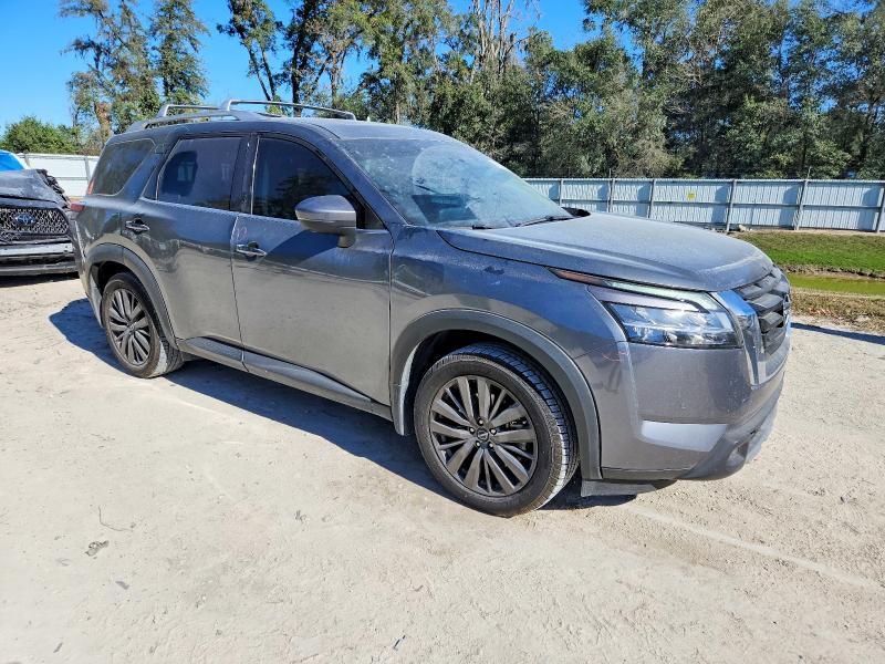 2022 Nissan Pathfinder sl