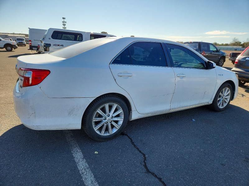 2013 Toyota Camry Hybrid