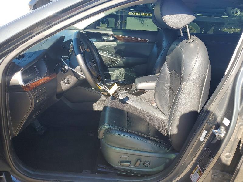 2017 KIA Cadenza Technology