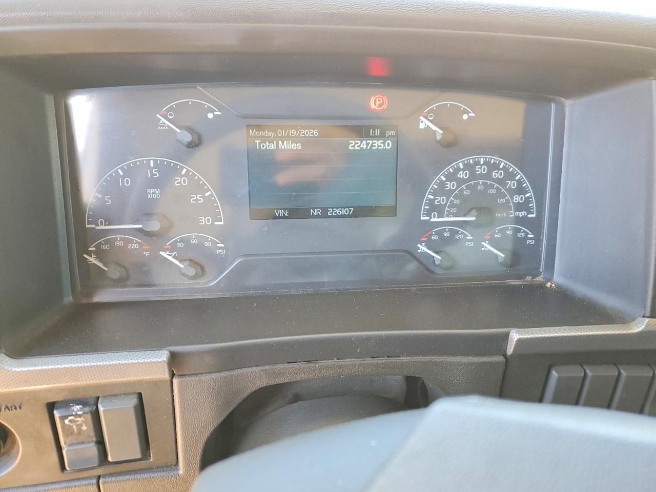 2019 Volvo VHD Dump Truck