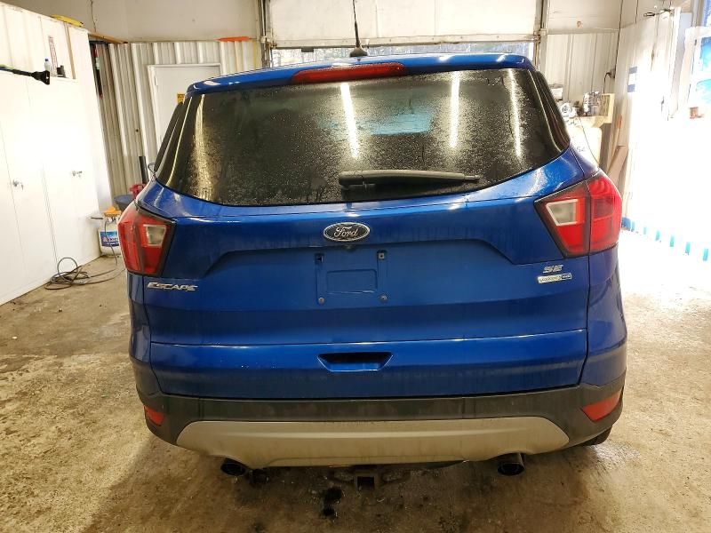 2019 Ford Escape se