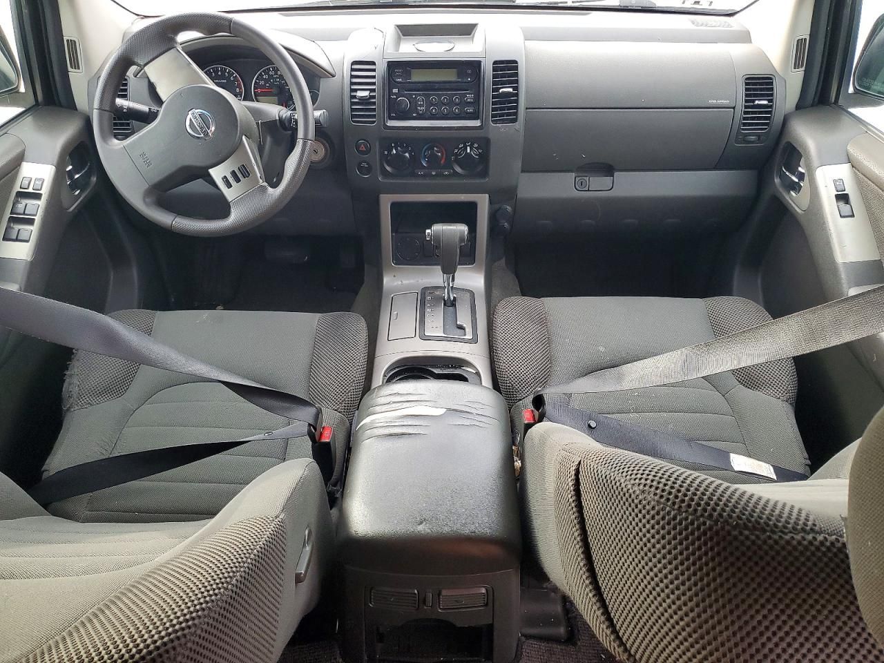 2005 Nissan Pathfinder le